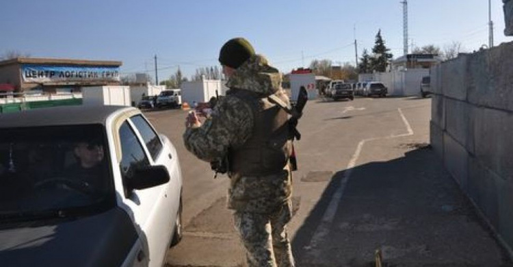 Через линию разграничения на Донбассе не пропустили 19 человек