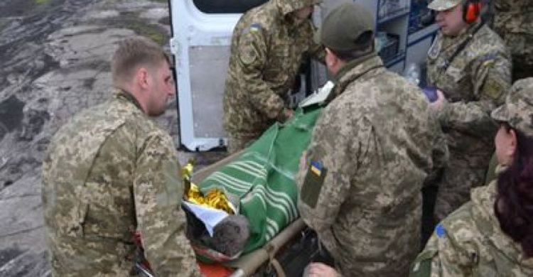 Возле Авдеевки ранены украинские воины