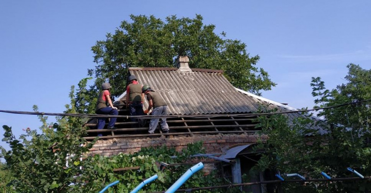 Новые дома, поврежденные обстрелами, восстановили в Авдеевке (ФОТО)