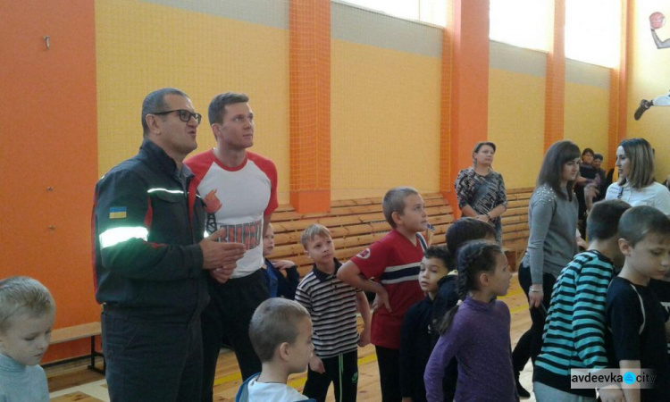 Авдеевские  школьники встретились с чемпионами мира и Украины по скалолазанию  (ФОТОРЕПОРТАЖ)
