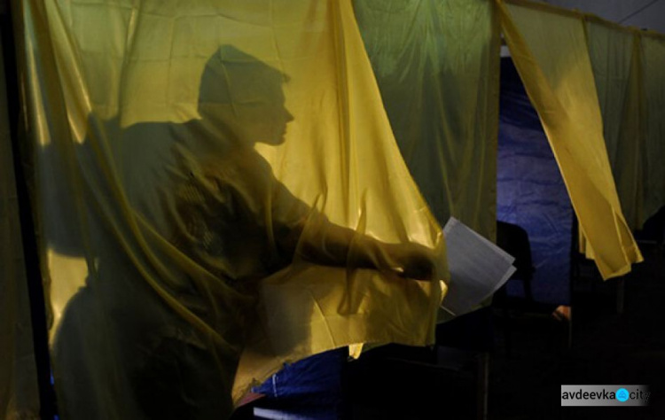 В Раде взялись за поиск путей разблокировки местных выборов в Донбассе