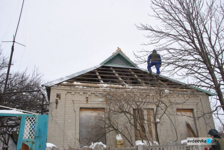 Восстановительные работы в Авдеевке: спасатели поделились новыми фото и данными