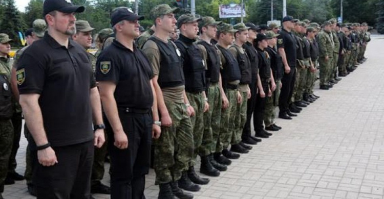 Безопасность в Донецкой области в День Конституции обеспечат 1500 полицейских