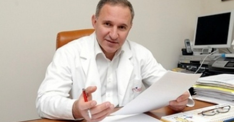Знаменитый кардиохирург Борис Тодуров провел прием в Авдеевской больнице (ВИДЕО)