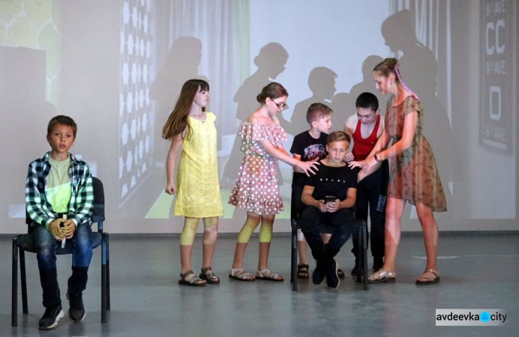 В Авдіївці триває фестиваль соціальної п'єси "Передмова"