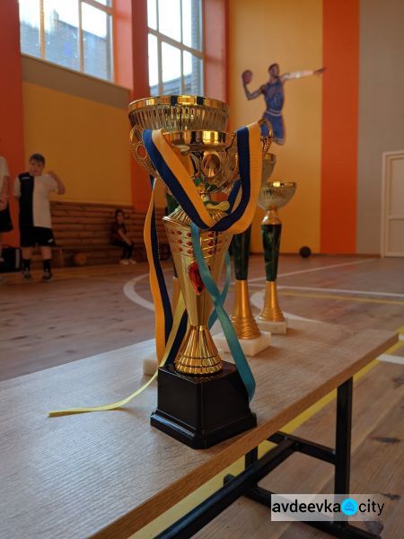 В Авдіївці прошли змагання з стрітболу серед дітей