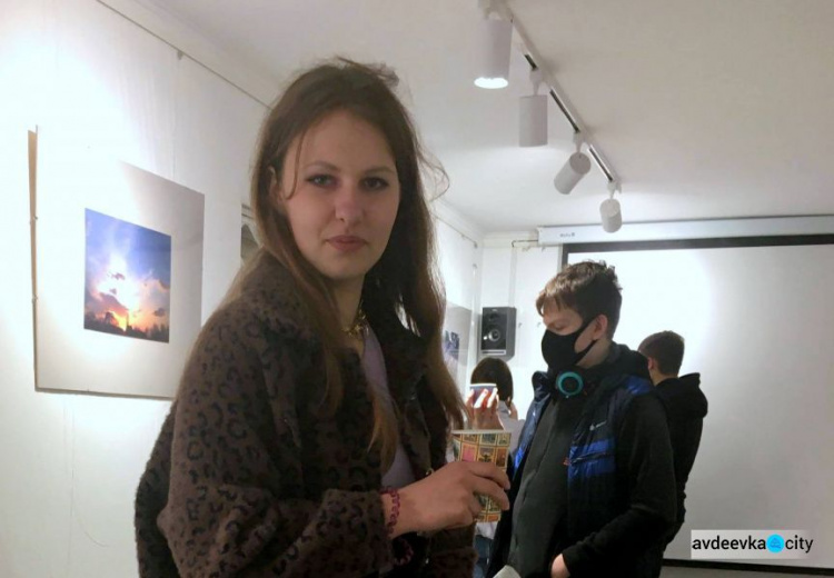 В Народному музеї Авдіївки відкрилась виставка фотографій «Мережені мрії»