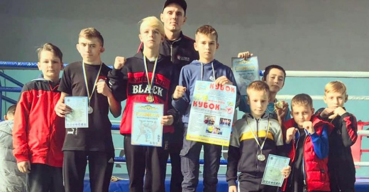 Авдеевские кикбксеры прошли отборочный тур чемпионата Украины