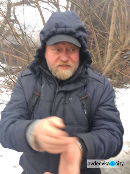 Переговорщика по пленным Рубана задержали на КПВВ с арсеналом оружия (ФОТО)