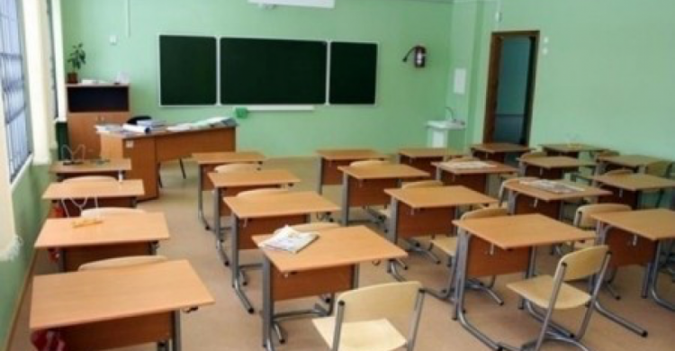 В українських школах з’явиться охорона і проводитимуться тренування учнів із евакуації