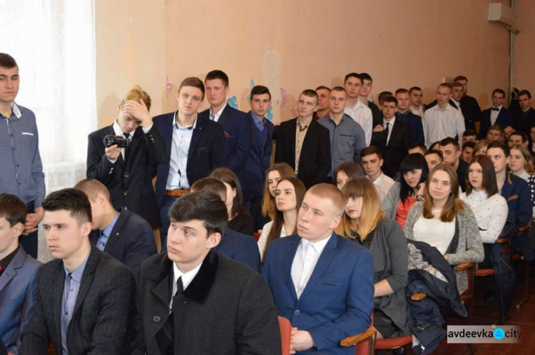 80 студентов изъявили желание работать на Донецкой железной дороге