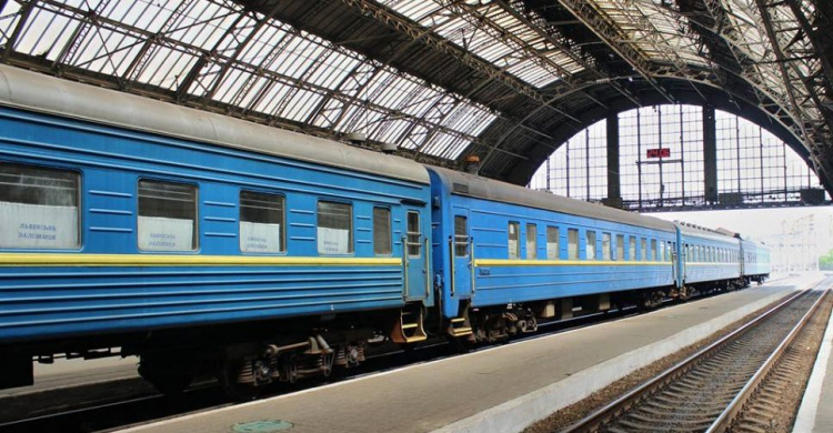 Поезда на Донбасс будут ходить вдвое чаще