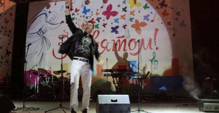 Как популярные артисты поздравили Авдеевку с Днём города: опубликовано видео