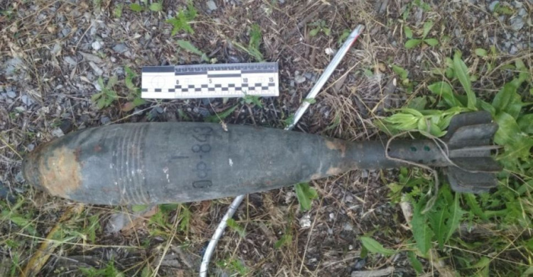 В Авдеевке изъяли скрытую на улице мину (ФОТО)