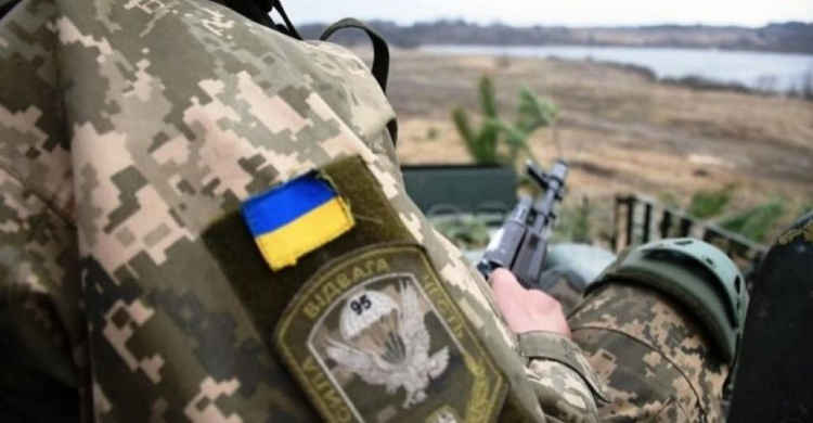 С начала суток  обстреляны позиции у Авдеевки