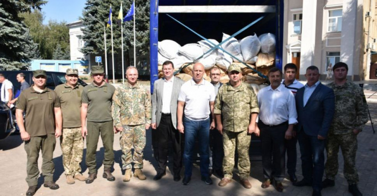 Латвия передала гуманитарный груз для жителей прифронтовых территорий Донбасса