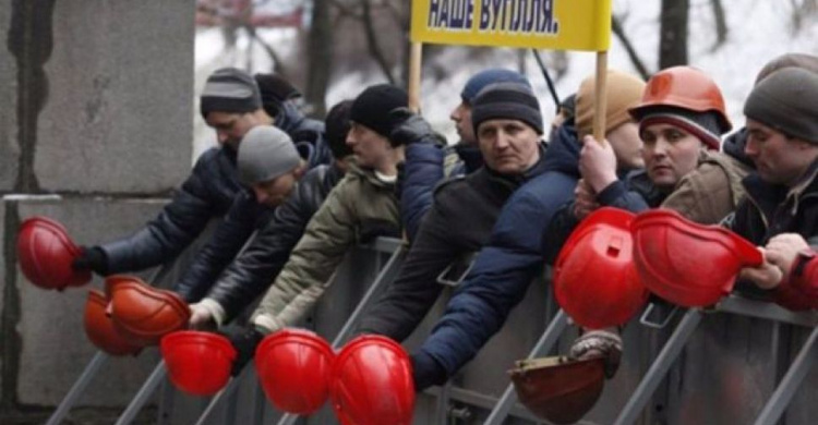 Шахтерский бунт: На Донетчине профсоюзный лидер горняков объявил голодовку