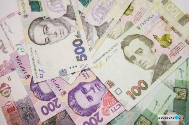 Повышение минимальной зарплаты до 5000 гривен планируется с сентября