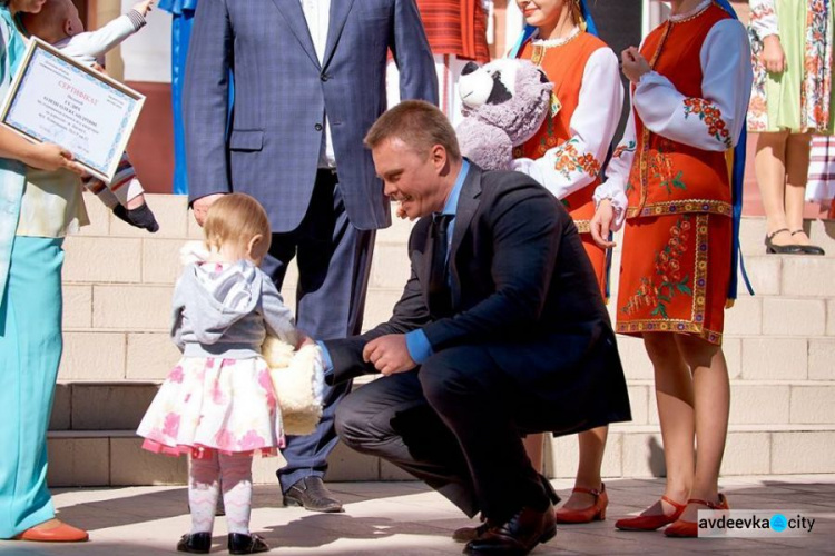 Донецкая область выполнила и перевыполнила обязательства перед детьми-сиротами по жилью