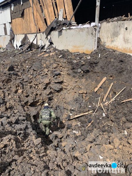 Великодні «вітання» від рашистів: окупанти пошкодили Авдіївський коксохімічний завод
