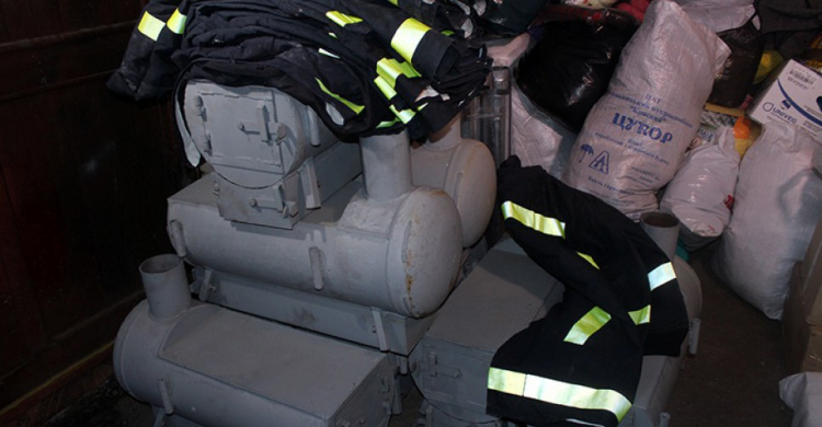 Около 20 тонн  гумпомощи  отправила Сумская область для военных, которые размещаются в Авдеевке  (ФОТО)