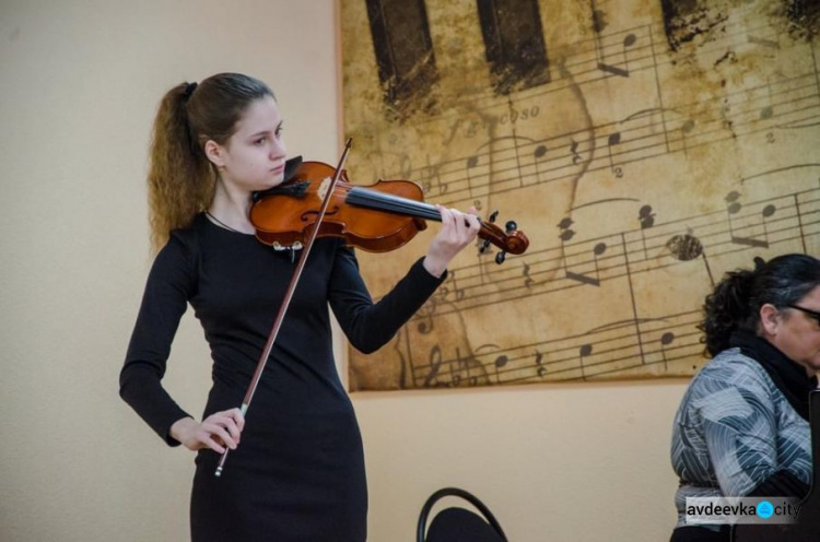 Вихованці авдіївської музичної школи стали призерами конкурсів