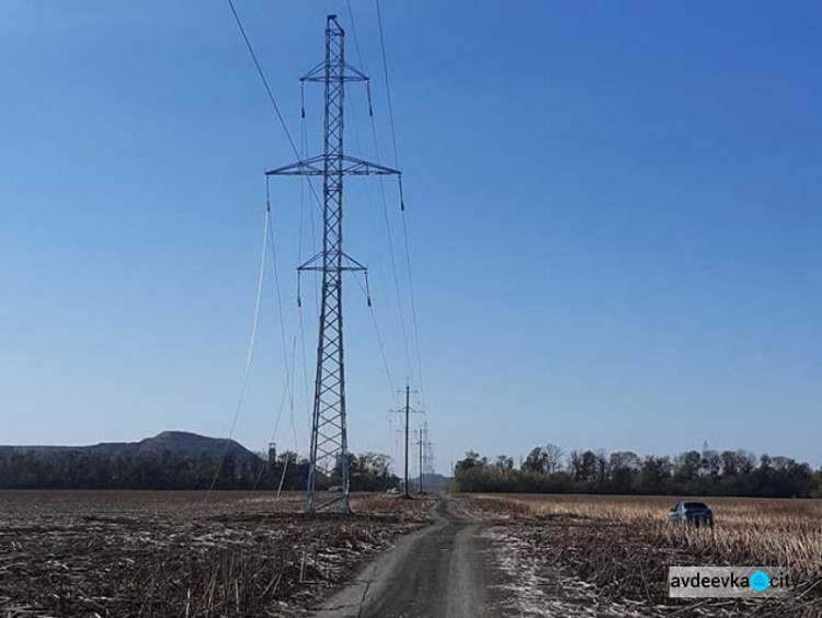ДТЭК Донецкие электросети модернизировал две высоковольтные линии для прифронтовой Авдеевки