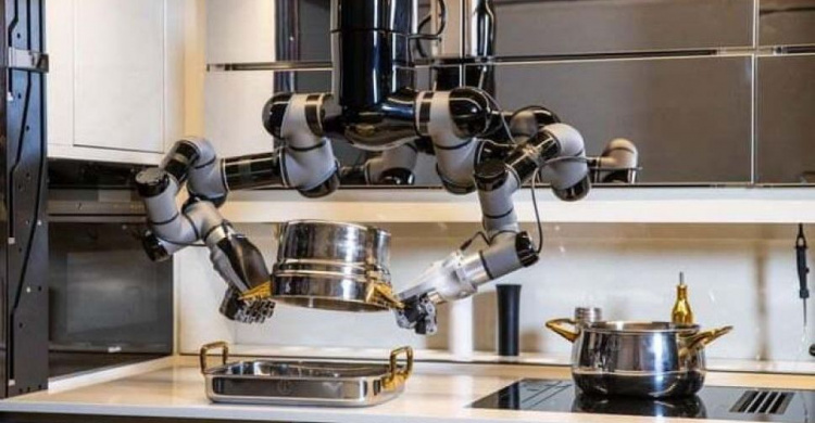 Придумает меню и приготовит ужин. В Британии создали роботизированную кухню