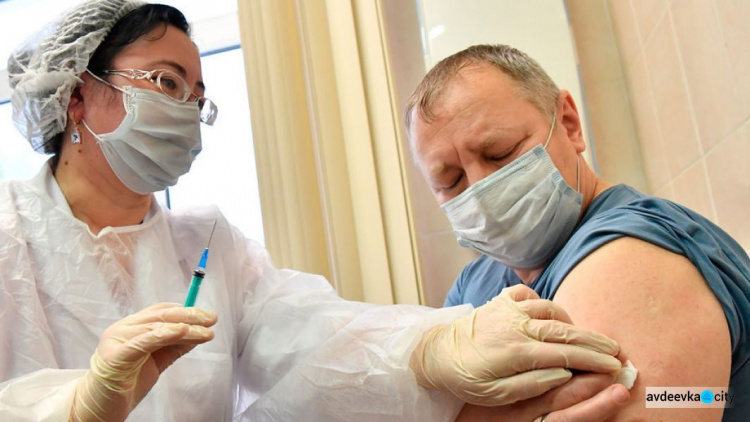 "Выбора нет": Ляшко советует украинцам не ждать вакцину Pfizer