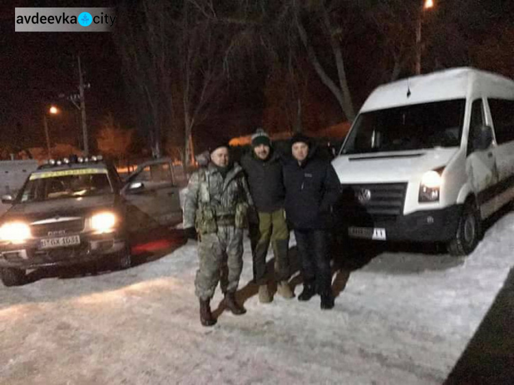 Обстрелы в Авдеевке не прекращаются: власти вынуждены провести эвакуацию мирных граждан