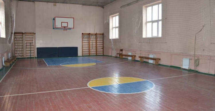 Ученикам авдеевской школы №6 подарят обновленный спортзал (ФОТО)