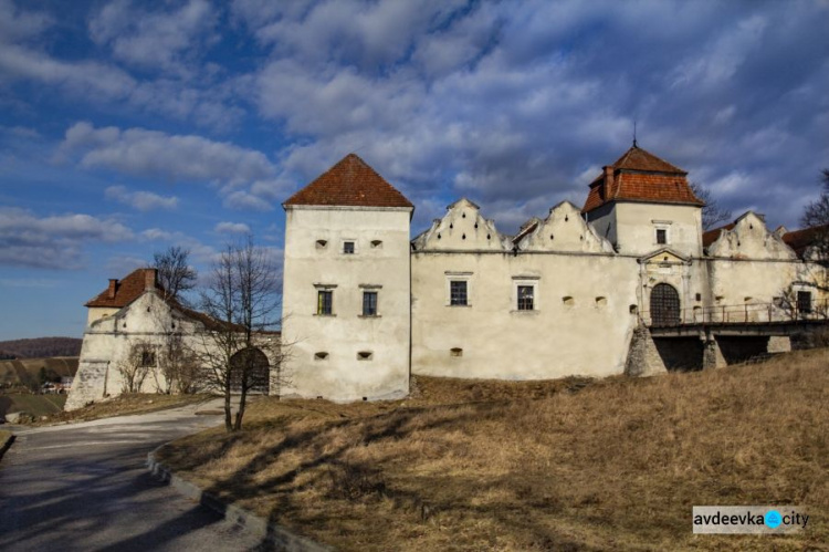 Декорации из сказки: лучшие замки Украины для авдеевских путешественников  весной