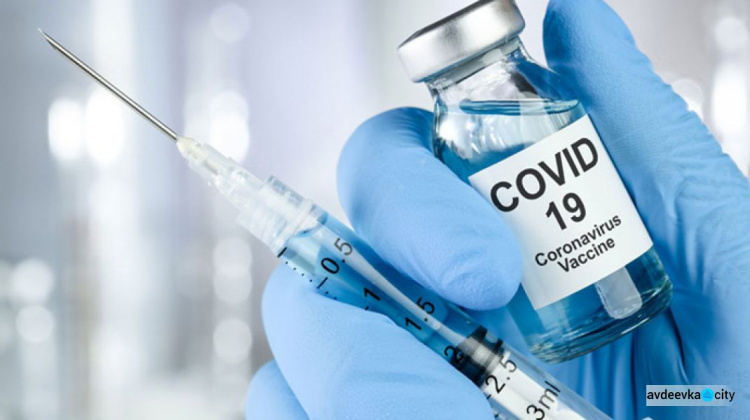На втором этапе COVID-вакцинации на Донетчине хотят привить 10 тысяч человек
