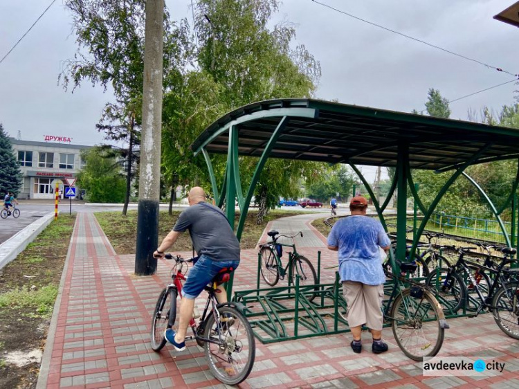 На АКХЗ построили современную велопарковку (ФОТОФАКТ)