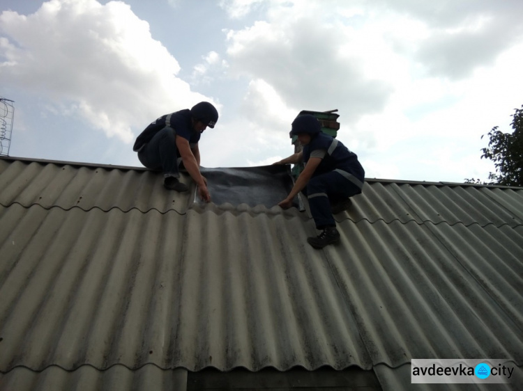 Спасатели восстановили три дома в Авдеевке (ФОТО)