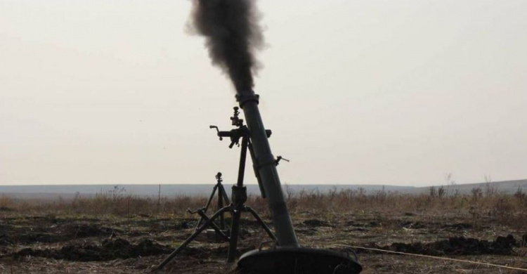 Позиции украинских воинов у Авдеевки обстреляли из минометов и артиллерии