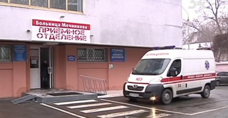 Раненного жителя Авдеевки доставили в госпиталь  Днепра