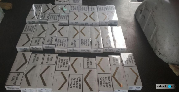 Сигаретная контрабанда задержана в одном и донбасских КПВВ (ФОТО)