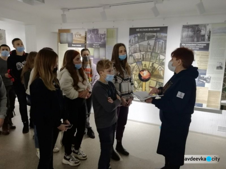 В Народном музее истории города Авдеевки открылась выставка «Сопротивление геноциду»
