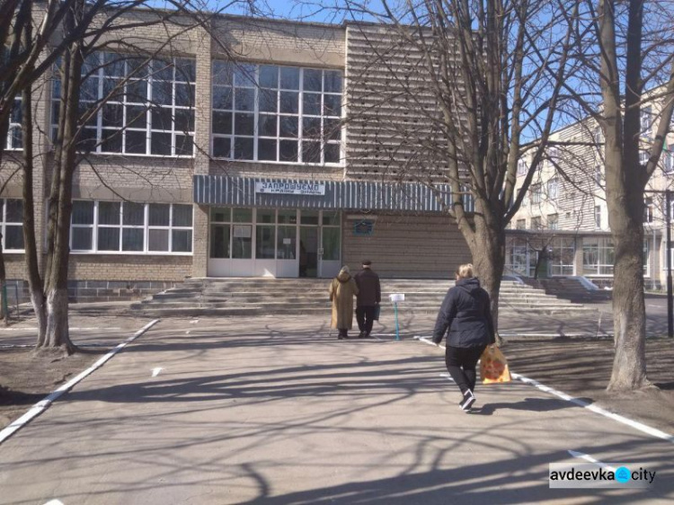 Авдеевка голосует без чрезвычайных происшествий (ФОТО)