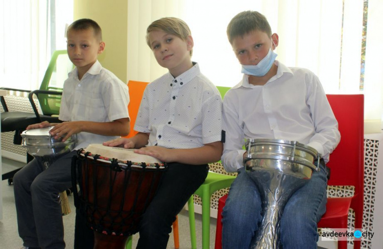 В Авдеевке творческой детворе подарили новую музыкальную школу