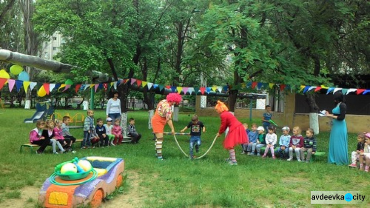 В дошкольных учебных заведениях Авдеевки прошли музыкальные праздники посвященные Дню защиты детей (ФОТООТЧЕТ)