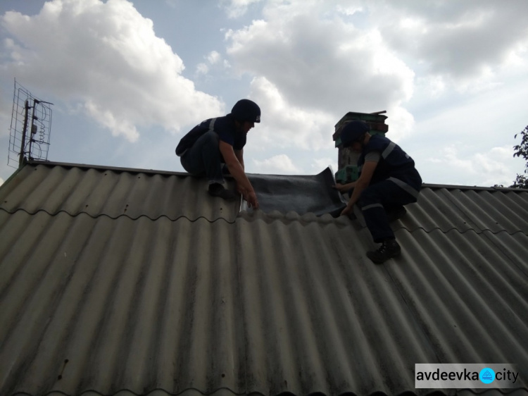 Спасатели восстановили три дома в Авдеевке (ФОТО)
