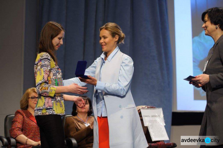 Двух жительниц Авдеевки наградили орденом «За смелость» (ФОТО)