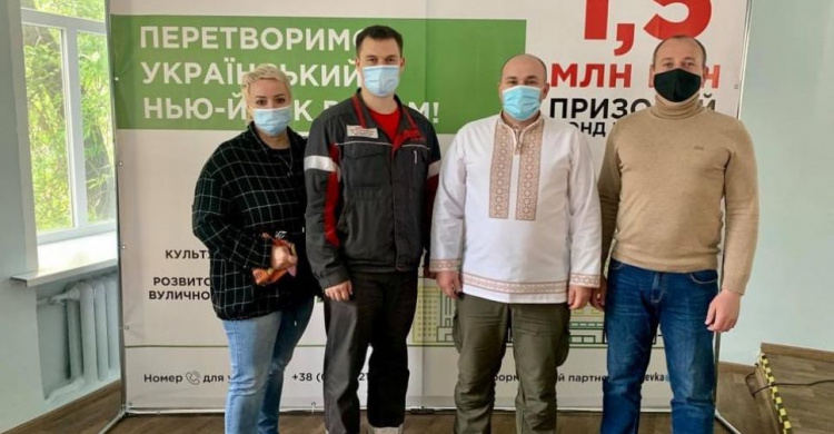 Новгородцы при финансовой поддержке Метинвеста преобразят родной поселок