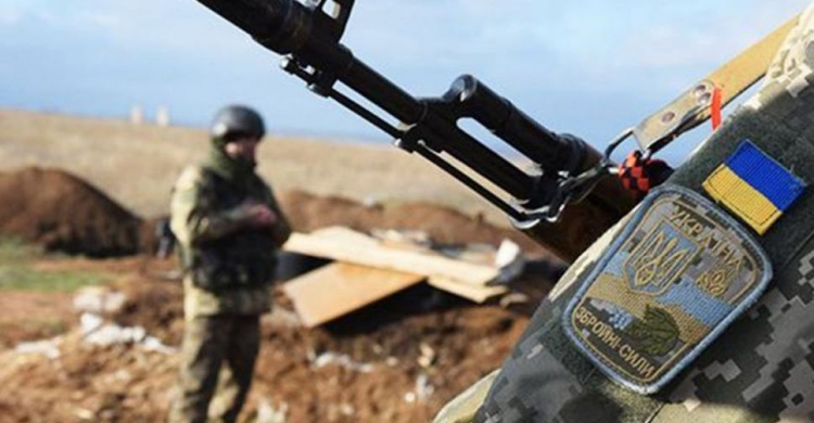 На Донбассе боевики  13 раз обстреляли позиции ВСУ