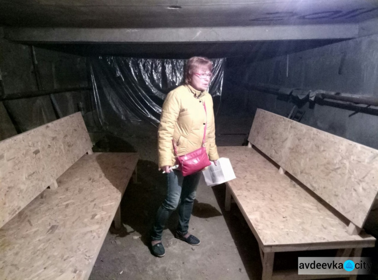 Авдеевские коммунальщики показали отремонтированное бомбоубежище (ФОТО)