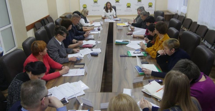 В Донецкой области продолжат поддерживать переселенцев