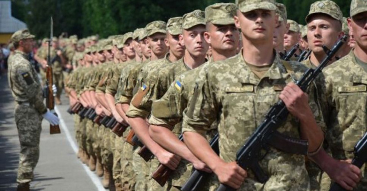 Авдеевцы с 2024 года смогут не служить в армии: в Украине отменят призыв