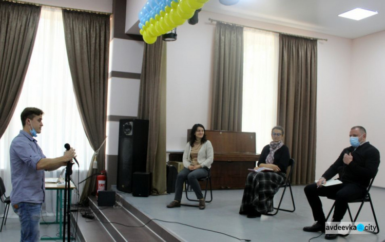 В Авдеевке обсудили принципы волонтерства и социальной активности